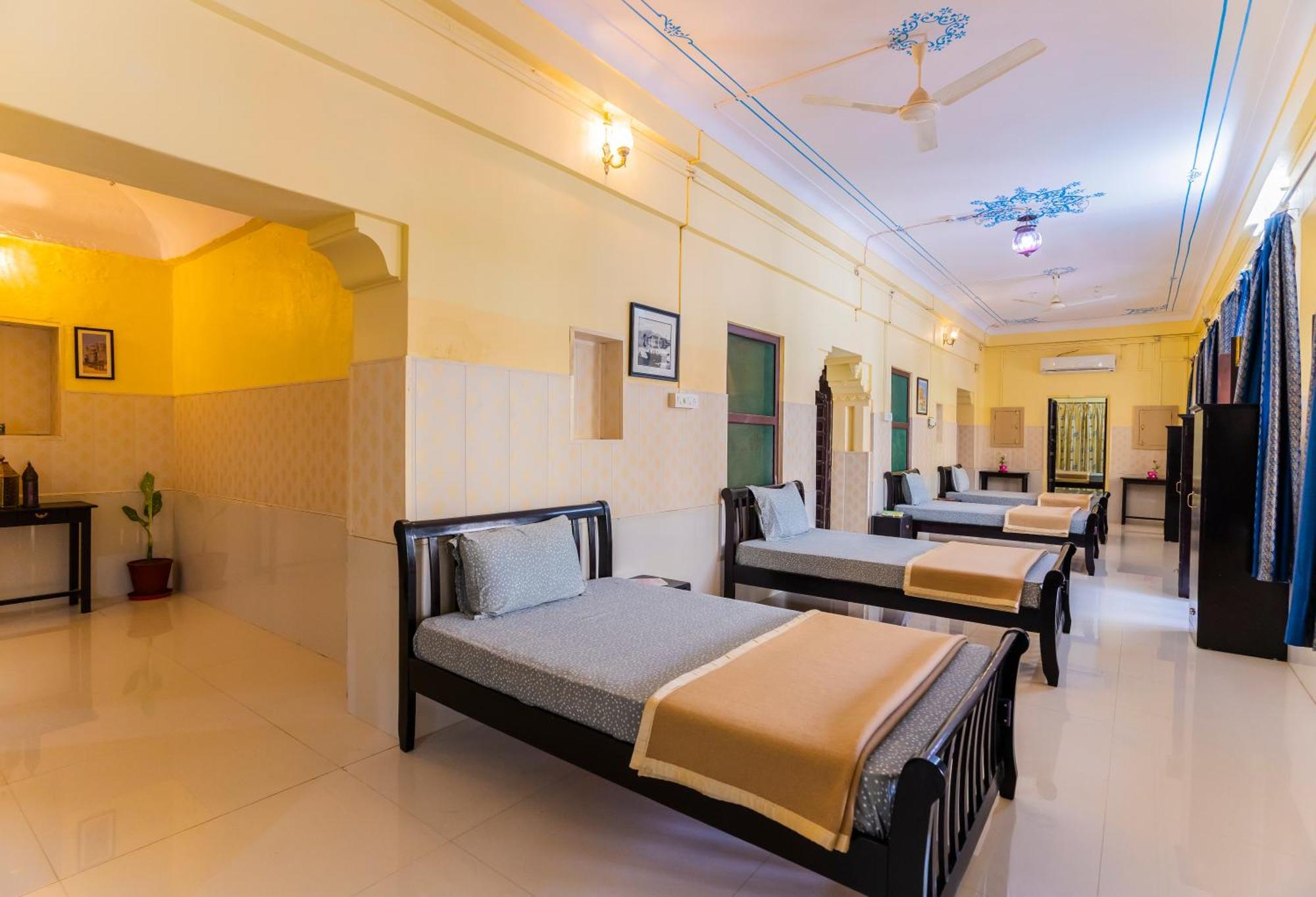 Kalyan Villa Homestay Удайпур Экстерьер фото